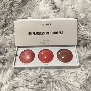 Real Her blush kit